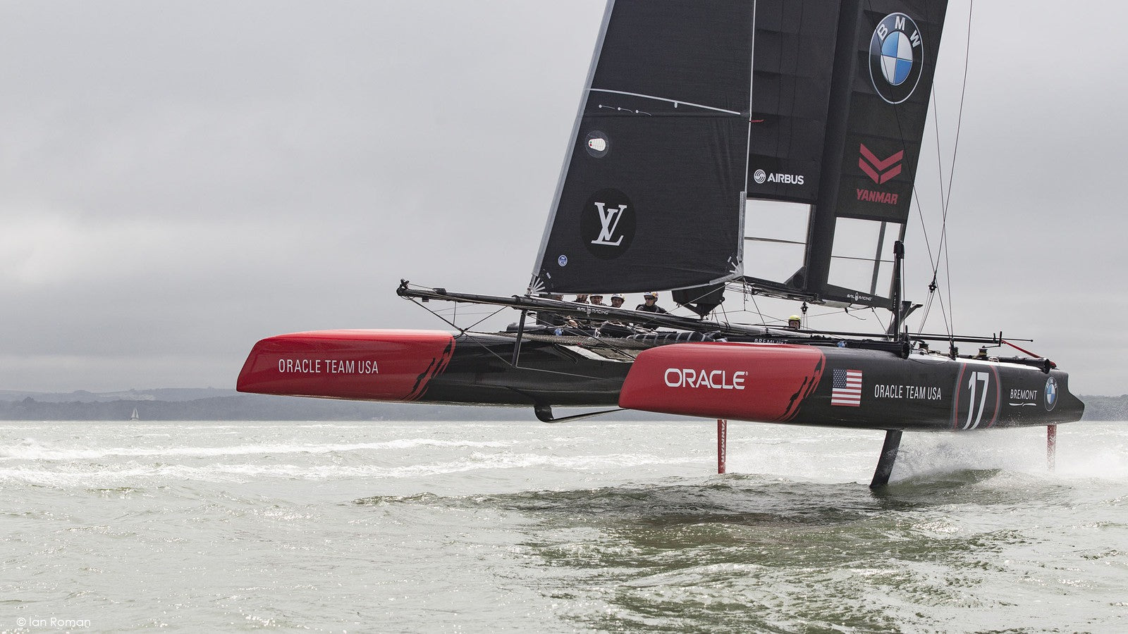 ORACLE TEAM USA FEATURES NORTH SAILS 3Di ON TECH TUESDAY