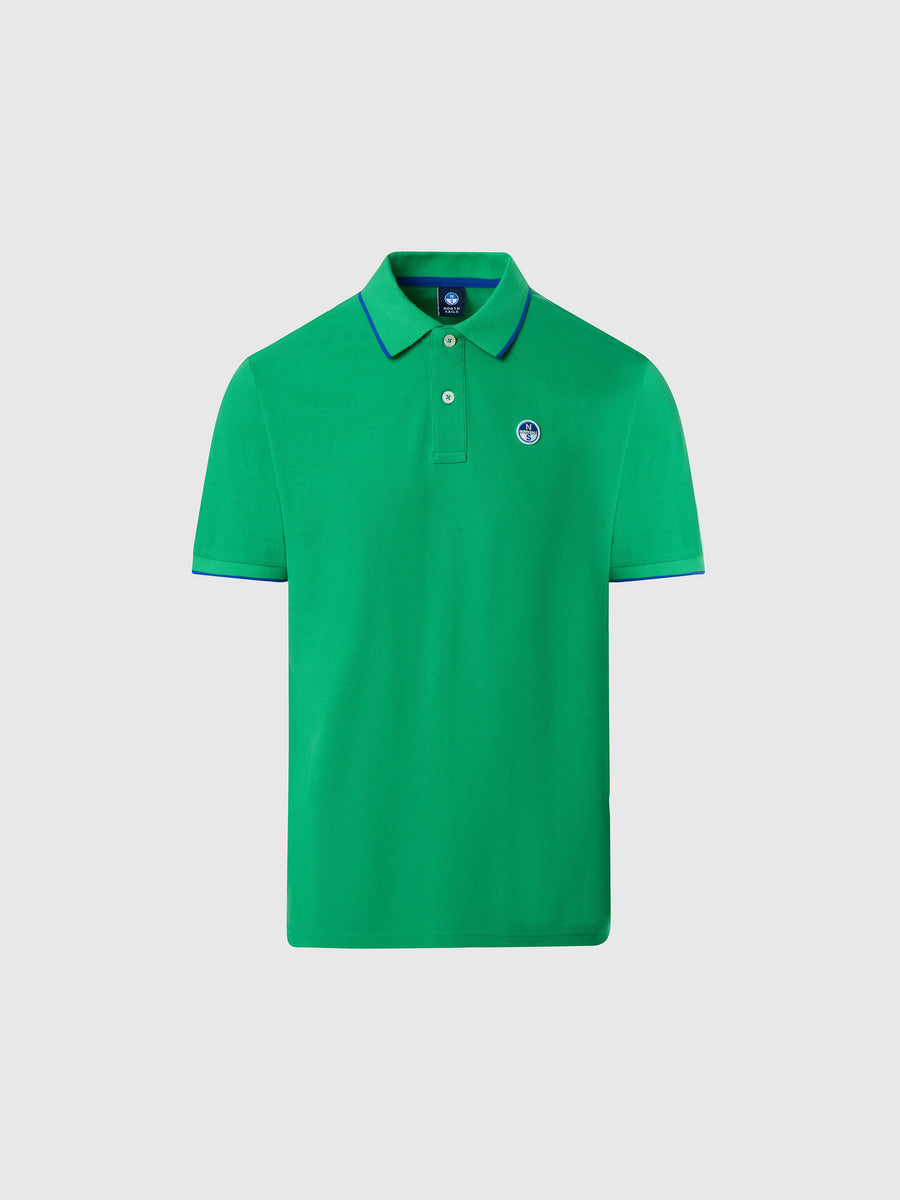 Polo shirt with collar lettering