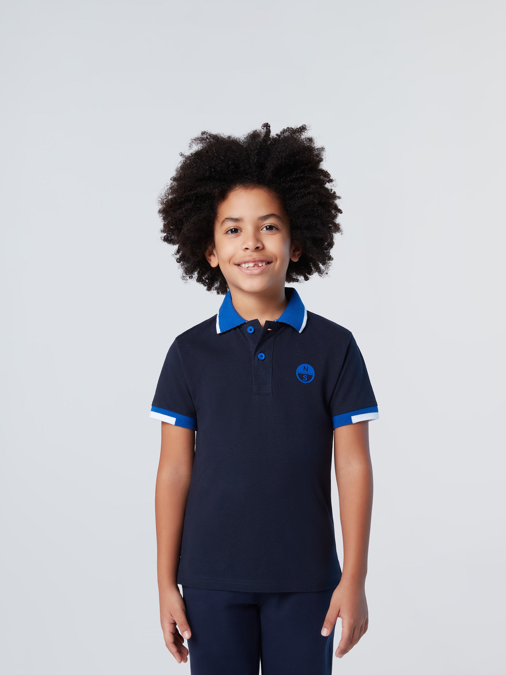 Polo shirt with two-tone trims